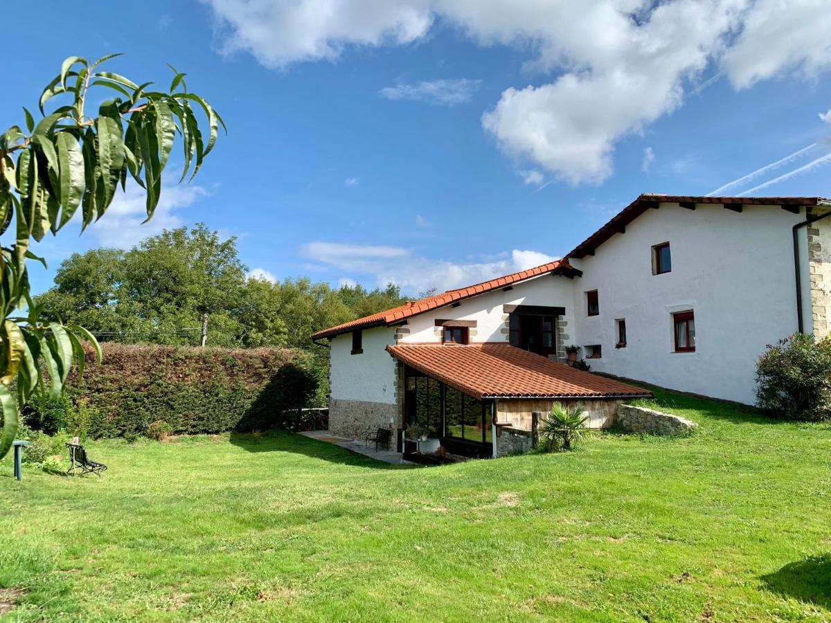 Maison d'hôtes Bidegurutzeta Landetxea à Urnieta Extérieur photo